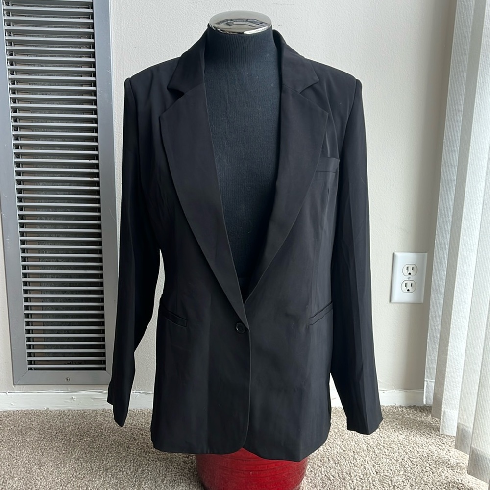 Unique 21 Black Blazer